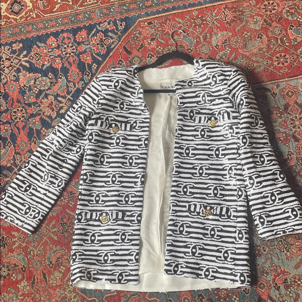 Chanel Monochrome Patterned Blazer